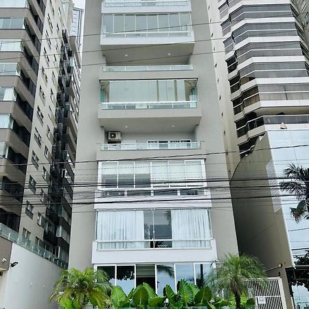 Avenida Atlantica, Beira Mar, Pe Na Areia Lägenhet Balneário Camboriú Exteriör bild