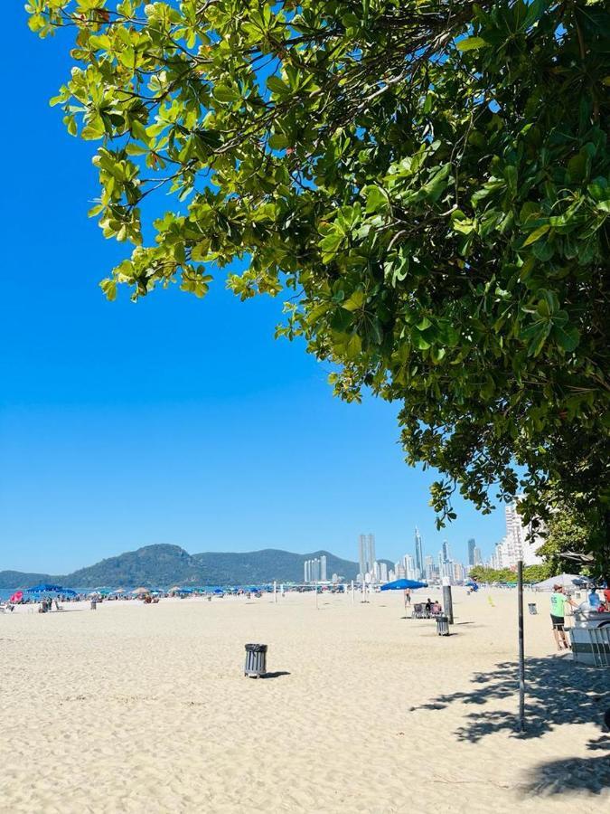 Avenida Atlantica, Beira Mar, Pe Na Areia Lägenhet Balneário Camboriú Exteriör bild