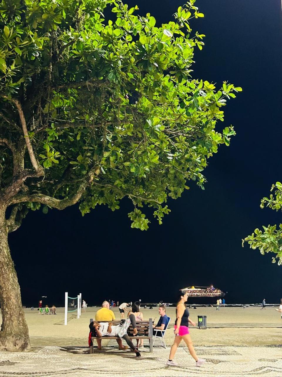 Avenida Atlantica, Beira Mar, Pe Na Areia Lägenhet Balneário Camboriú Exteriör bild